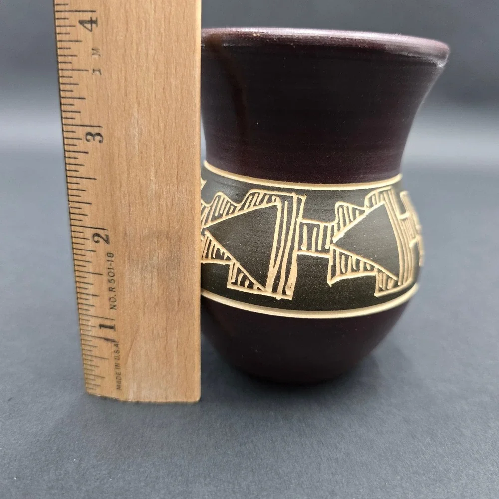 Vintage Studio Pottery Sgraffito Geometric Mini Bud Vase Brown 3.75in